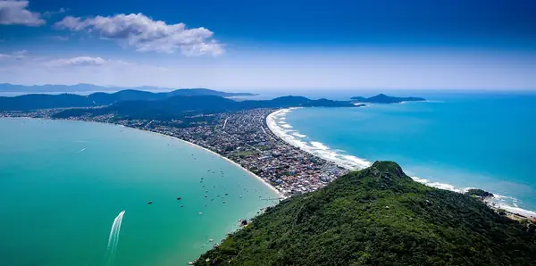 Custo de Vida em Bombinhas 2026: o Prêmio Que o Investidor Paga Pela Escassez